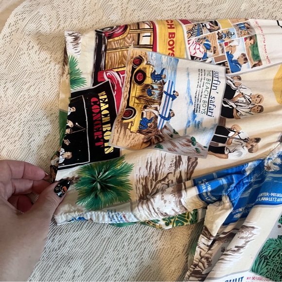 The Beach Boys X Reyn Spooner vacation tropical button up shirt - Picture 3 of 10